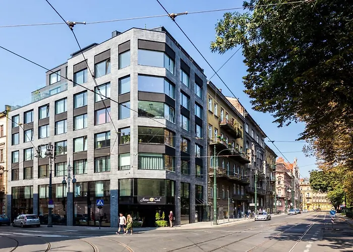 Academia Apartments